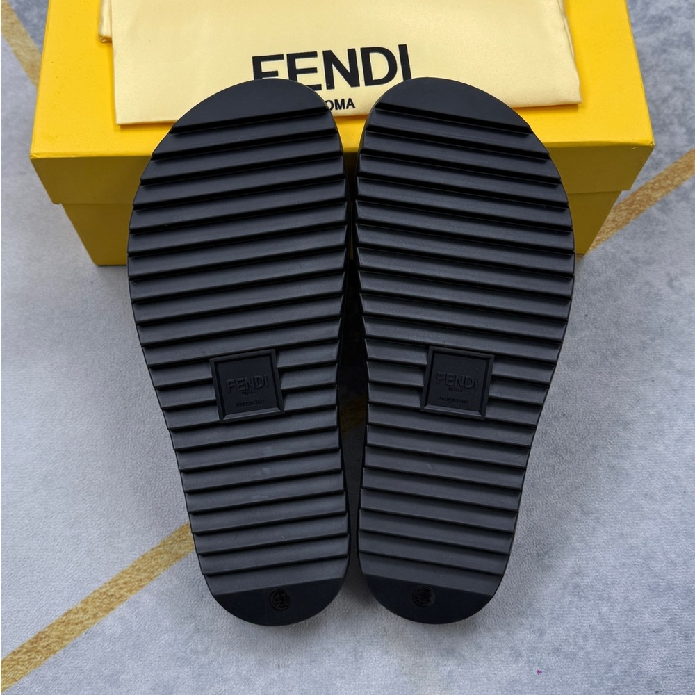 Fendi Black and Gray Embossed Logo Slide Sandals - Picture 9 of 9